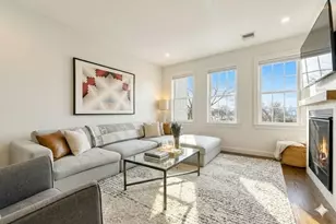 27 Suffolk St, Chelsea, MA 02150 - Photo 3