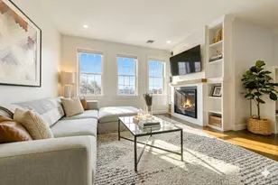 27 Suffolk St, Chelsea, MA 02150 - Photo 1