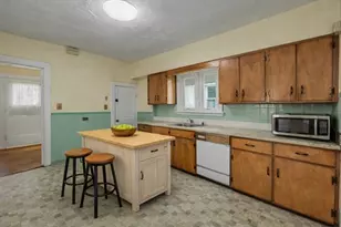 38 Monponset St, Boston, MA 02136 - Photo 11