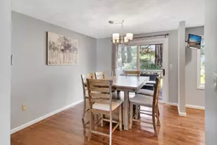 2102 Lewis O Gray Dr, Saugus, MA 01906 - Photo 9