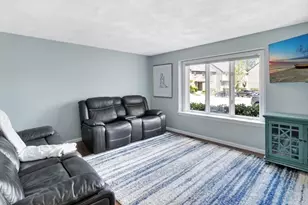 2102 Lewis O Gray Dr, Saugus, MA 01906 - Photo 5
