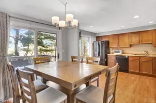 2102 Lewis O Gray Dr, Saugus, MA 01906 - Photo 9