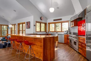 555 Coles Meadow Rd, Northampton, MA 01060 - Photo 11