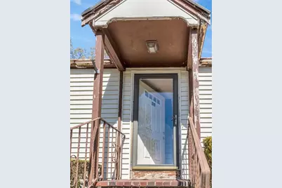 19 Saville St, Saugus, MA 01906 - Photo 13