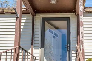 19 Saville St, Saugus, MA 01906 - Photo 13