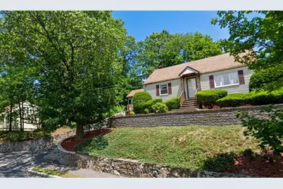19 Saville St, Saugus, MA 01906 - Photo 3