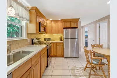 19 Saville St, Saugus, MA 01906 - Photo 19