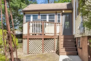 19 Saville St, Saugus, MA 01906 - Photo 11
