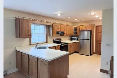 55 Warren St #1, Taunton, MA 02780 - Photo 5