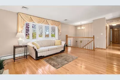 164 Lockland Ave, Framingham, MA 01701 - Photo 3