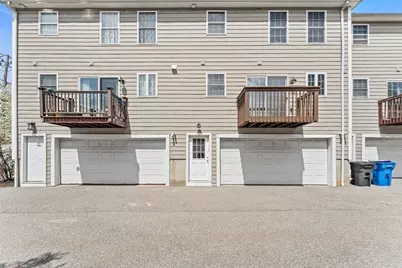 30 Russell St #5, Waltham, MA 02453 - Photo 23