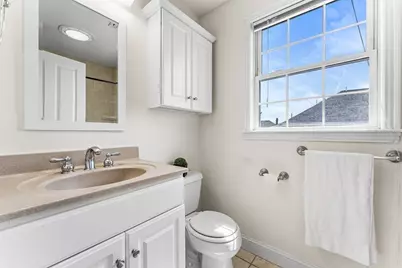 30 Russell St #5, Waltham, MA 02453 - Photo 19