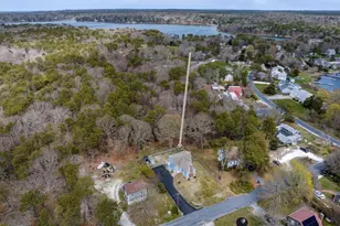 14 Daisy Ln, Yarmouth, MA 02664 - Photo 5