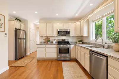 403-405 Reedsdale Rd, Milton, MA 02186 - Photo 9