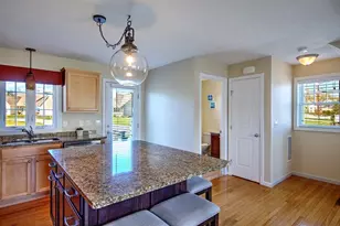 31 Streamview, Cumberland, RI 02864 - Photo 3