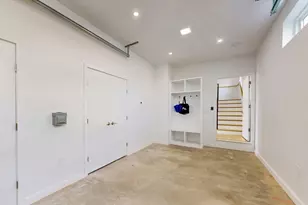 213 Third St, Cambridge, MA 02141 - Photo 29