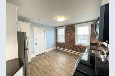 12 Essex Street #5, Andover, MA 01810 - Photo 3