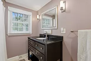 8 Bicknell St, Foxboro, MA 02035 - Photo 15