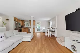 8 Bicknell St, Foxboro, MA 02035 - Photo 7