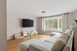 8 Bicknell St, Foxboro, MA 02035 - Photo 5