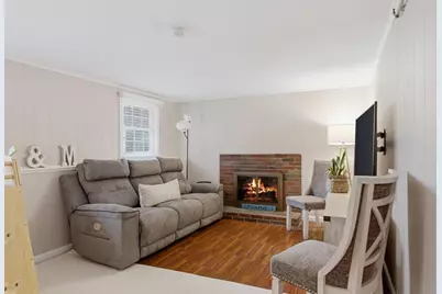 8 Bicknell St, Foxboro, MA 02035 - Photo 17