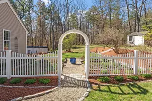 40 Longwood Dr, Lunenburg, MA 01462 - Photo 5