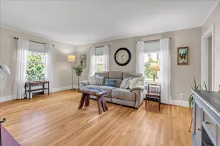 8 Hillside Rd, North Attleboro, MA 02760 - Photo 5