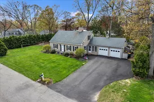 8 Hillside Rd, North Attleboro, MA 02760 - Photo 3