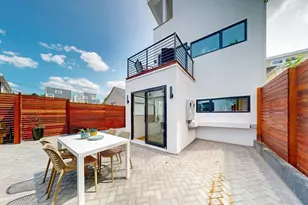 131 Charles St, Cambridge, MA 02141 - Photo 3