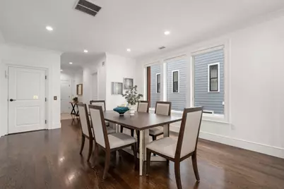 805 Heath St #2, Brookline, MA 02467 - Photo 13