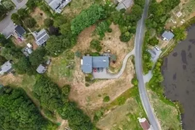 225 Hixbridge Rd, Westport, MA 02790 - Photo 3