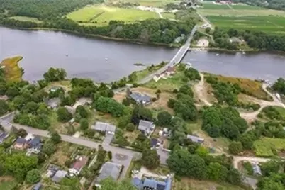 225 Hixbridge Rd, Westport, MA 02790 - Photo 5