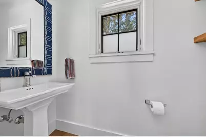 29 Pleasant St, Hingham, MA 02043 - Photo 27