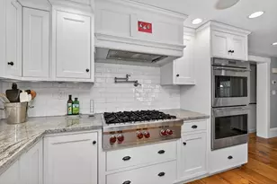 29 Pleasant St, Hingham, MA 02043 - Photo 5