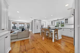 29 Pleasant St, Hingham, MA 02043 - Photo 5