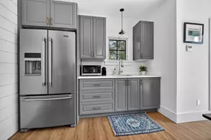 29 Pleasant St, Hingham, MA 02043 - Photo 27