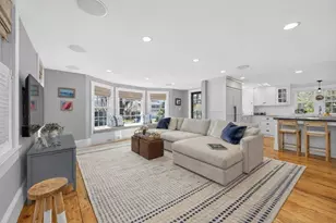 29 Pleasant St, Hingham, MA 02043 - Photo 7