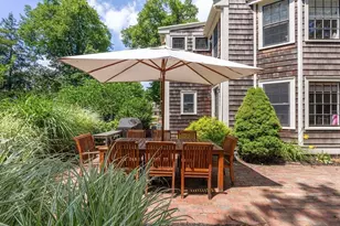 29 Pleasant St, Hingham, MA 02043 - Photo 33