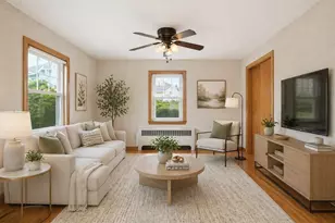 2 Ely Rd, Arlington, MA 02476 - Photo 7
