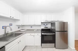 12 Williamsburg Ct, Shrewsbury, MA 01545 - Photo 5