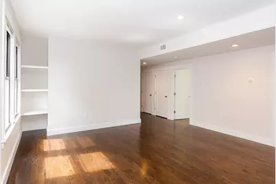 24 Clary St #2R, Cambridge, MA 02139 - Photo 3