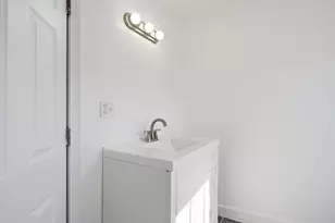 69 Harrison St, Haverhill, MA 01830 - Photo 13