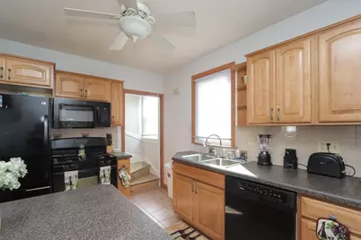 91 Ardmore St, Springfield, MA 01104 - Photo 9