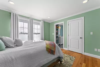 40 Catherine St #1, Boston, MA 02131 - Photo 9