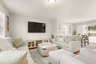 39 Sewell St, Brockton, MA 02301 - Photo 9