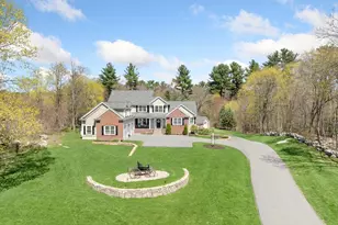 344 Salem St, Lynnfield, MA 01904 - Photo 3