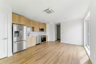 1035 Commonwealth Ave, Boston, MA 02215 - Photo 1