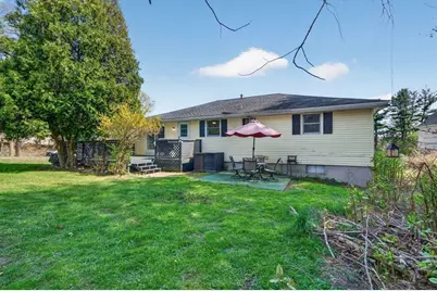34 E 6th St, Lowell, MA 01850 - Photo 29