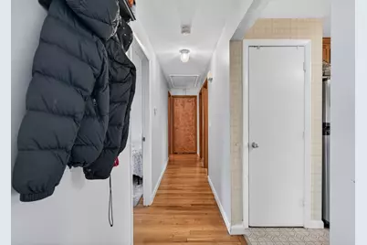 34 E 6th St, Lowell, MA 01850 - Photo 5