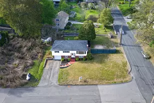 34 E 6th St, Lowell, MA 01850 - Photo 39